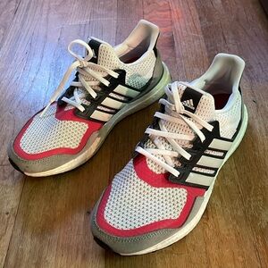 Men’s Adidas Ultraboost size 9